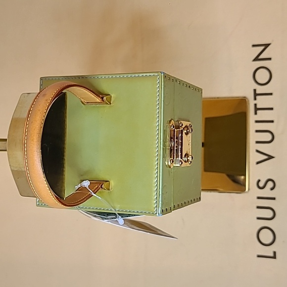 LOUIS VUITTON VINTAGE 1998 MONOGRAM VERNIS BLEECKER POUCH GREEN/BLUE STUNNING! - Picture 8 of 17